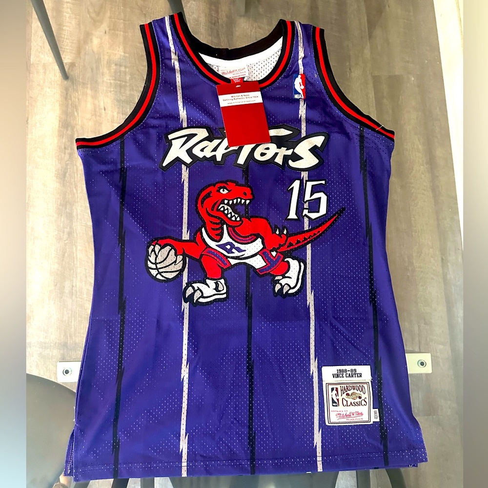 Vintage Toronto Raptors Jersey